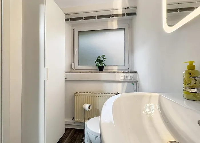 Group Base Zentrale Fuer Bis Zu 8 Personen *