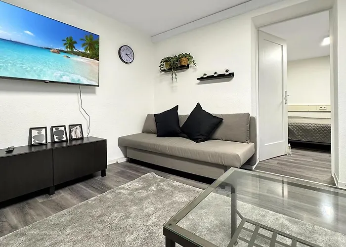 Group Base Zentrale Fuer Bis Zu 8 Personen Stuttgart