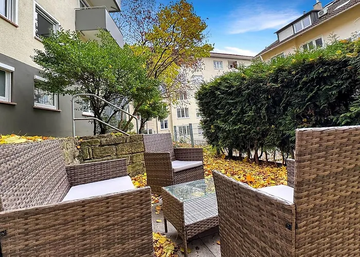 Lejlighed Group Base Zentrale Fuer Bis Zu 8 Personen