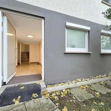 Lejlighed Group Base Zentrale Fuer Bis Zu 8 Personen